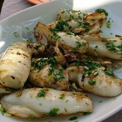A picture of Whole Squid On The Barbecue.