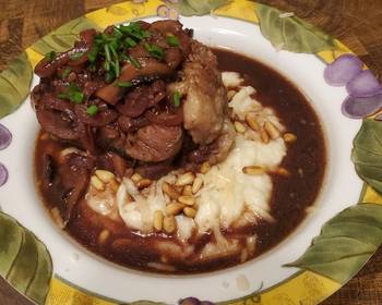 Ultimate Cooking Recipe Brads red wine braised ox tail w cauliflower puree Home Style