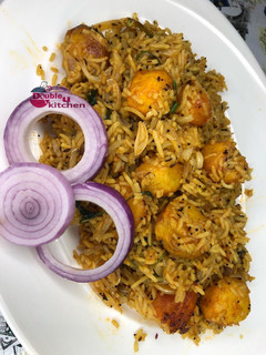 A picture of Healthy Onion rice.