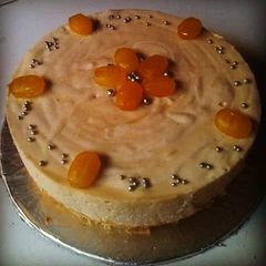 Mango mousse cake 🍋🎂 A picture of Mango mousse cake 🍋🎂.