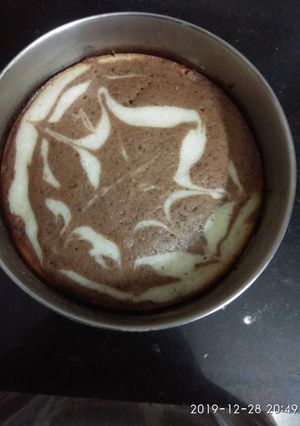 A picture of Marble cake with out oven.