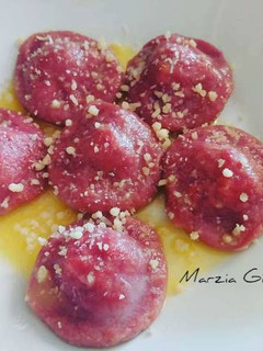 Foto di Dischi di rapa rossa con gorgonzola e noci