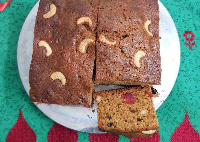 Christmas plum cake