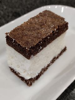 Kókuszos liszt-/cukor-/tejmentes szelet (szénhidrátszegény) recept fotója