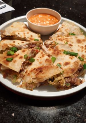 A picture of Pizza chapati.