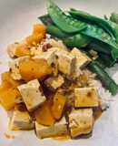 Quick tofu red curry