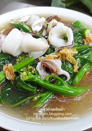 รูปของ เส้นหมี่ราดหน้าปลาหมึก