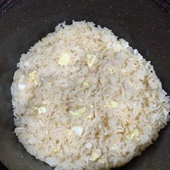 A picture of Egg rice.