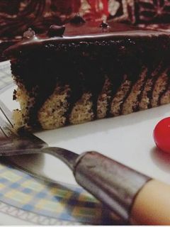 A picture of 🍰Rice cooker zebra strips cake.