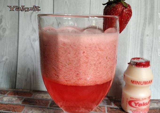 Recipe: Appetizing *jus Strawberry Yakult*