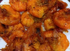 Hình của món Tôm lột rim tiêu.