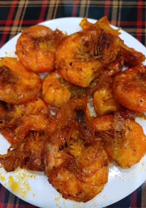 Hình của món Tôm lột rim tiêu.