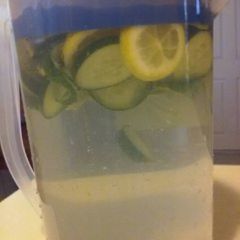 A picture of Flat Tummy Water.