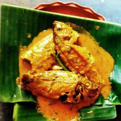 A picture of Telapia fish curry.