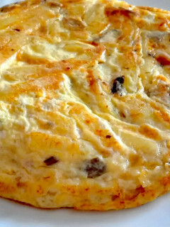 Una foto de Tortilla de patatas y caballa