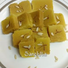 Besan paak or Besan ki barfi A picture of Besan paak or Besan ki barfi.