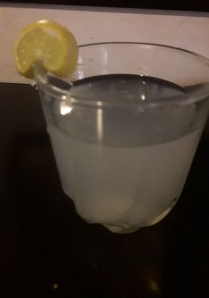 A picture of Lemon paani.