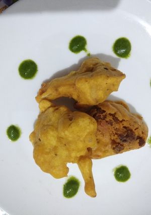 गोभी के पकोड़े (Gobhi ke pakode recipe in hindi) रेसिपी मुख्य फोटो