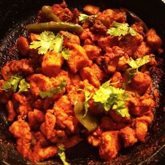 A picture of Tawa chicken .