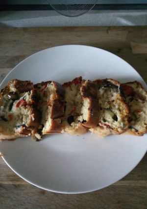 Foto di Plum cake salato con verdure