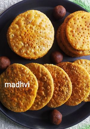 A picture of Kharpudi Puri or Pudi stuffed with sweet fragrant besan.