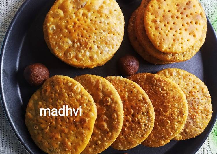 Simple Way to Cook Perfect Kharpudi (Puri or Pudi stuffed with sweet fragrant besan)