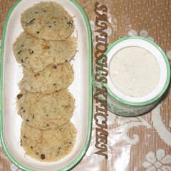 A picture of Seviyan suji Idli.