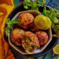 A picture of Cheese poppers.
