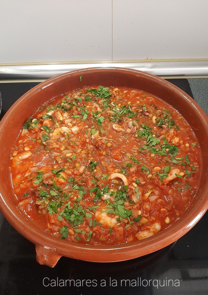 Una foto de Calamares a la mallorquina