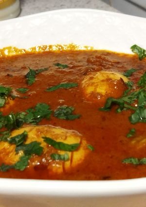 A picture of Anda korma.