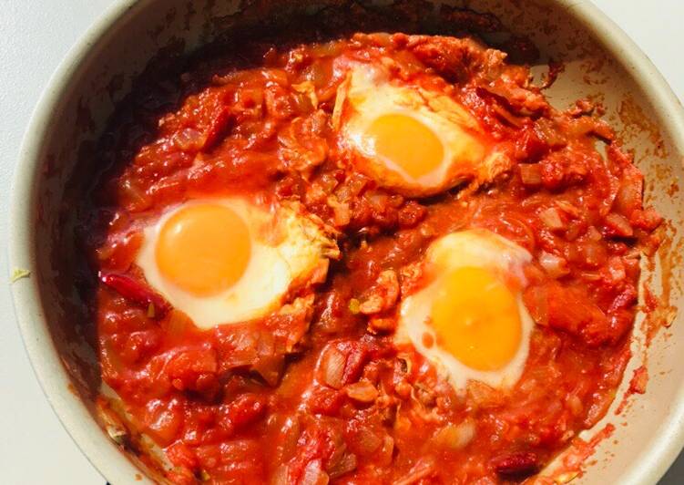 Uova al pomodoro!🍳🍅