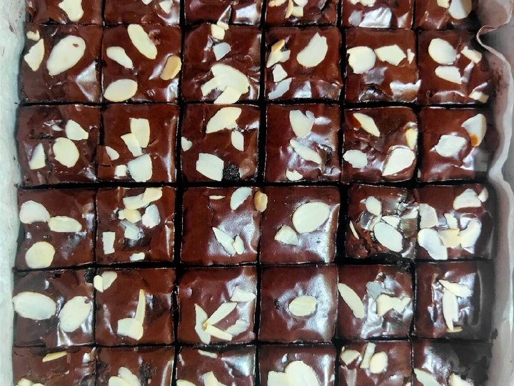 Cara Gampang Membikin Resep Shiny Fudgy Brownies yang  Bikin Ketagihan Anti Ribet, Uenak Banget