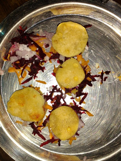 சேலம் தட்டு வடை செட் (salem thattuvadai set recipe in tamil) செய்முறை முக்கிய புகைப்படம்