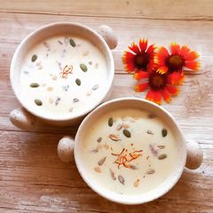 A picture of Rice kheer.