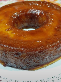 Una foto de Budín de pan 🍮😋😊