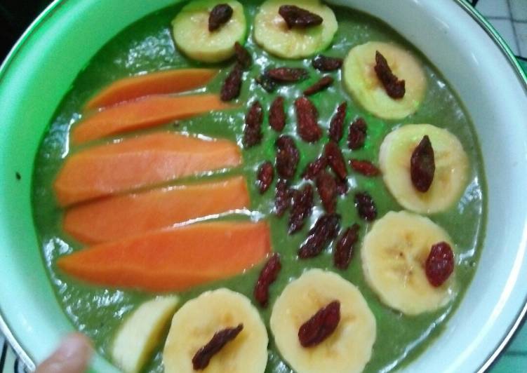 Bagaimana Menyiapkan Smoothie bowl yang Bikin Ngiler