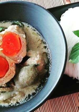 รูปของ อาหารไทย2019 4.แกงเขียวหวานปลากรายไข่เค็ม