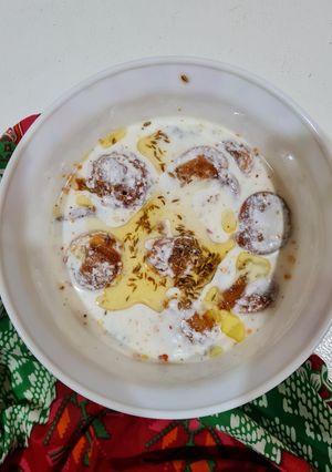 A picture of Dahi phulki.