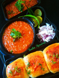 मुम्बई स्ट्रीट स्टाइल पाव भाजी (mumbai street style pav bhaji recipe in Hindi) रेसिपी मुख्य फोटो
