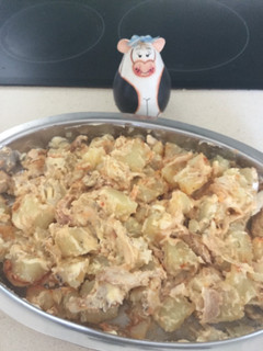 Una foto de Ensalada de Papas con Pollo, Oliva y Pimentón Ahumado