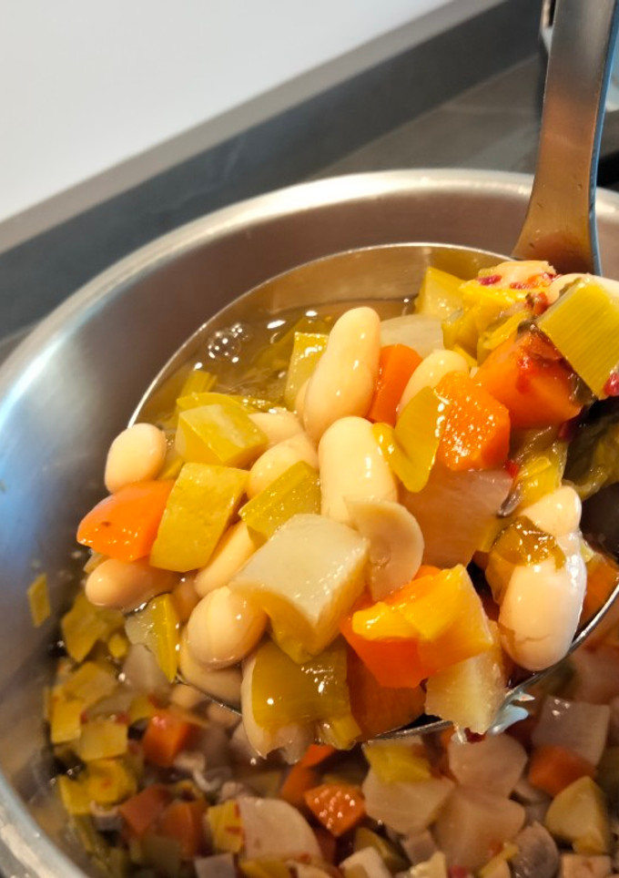 Una foto de Alubias veganas y sabrosas