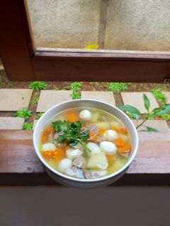 Foto resep Sop Bakso Telor Puyuh