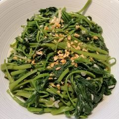 Water Spinach w/Preserved Chilli Tofu A picture of Water Spinach w/Preserved Chilli Tofu.