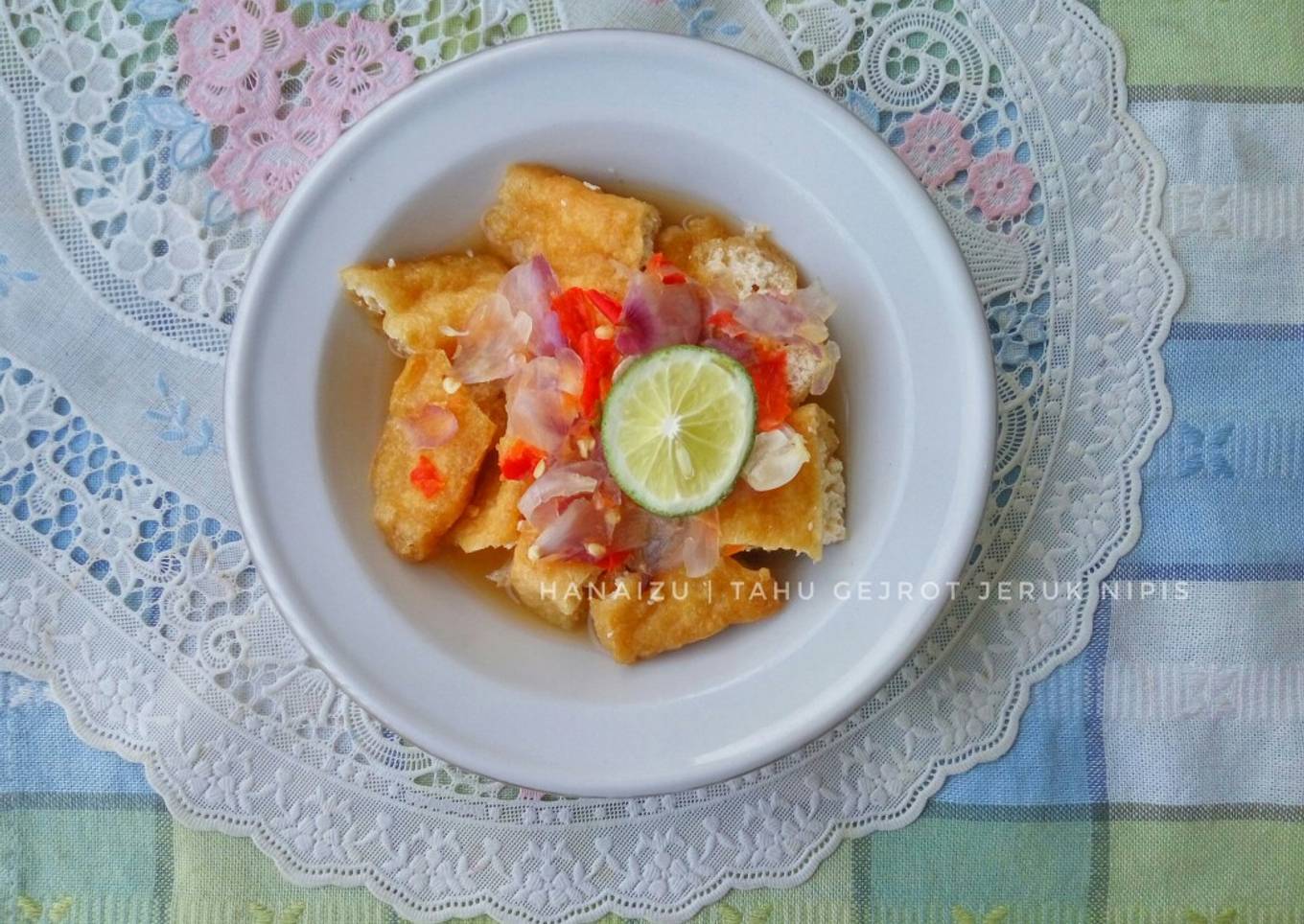 Tahu Gejrot (Indonesian Fried Tofu with Sweet, Savoury, Sour, Spicy Dressing)