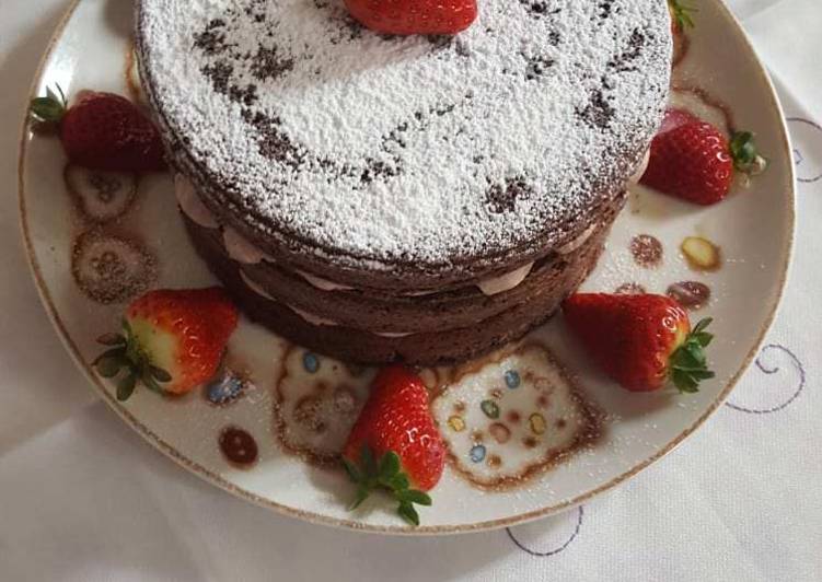 Naked Cake con crema al cacao amaro