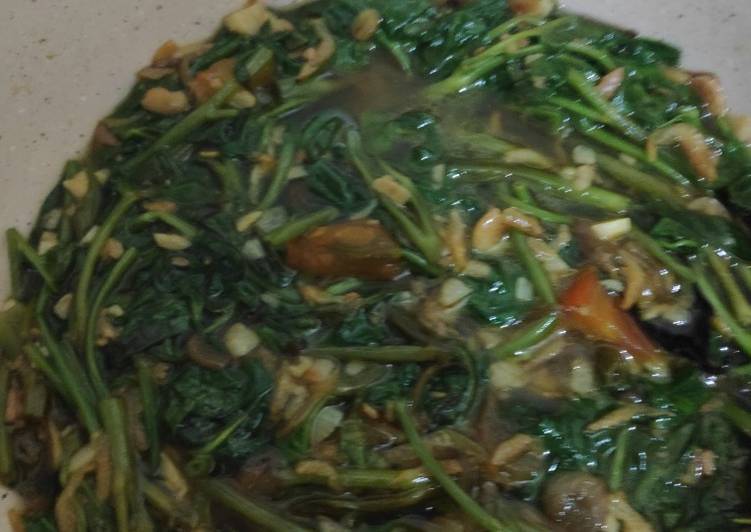 Langkah Mudah untuk Membuat Tumis kangkung ebi yang Lezat Sekali