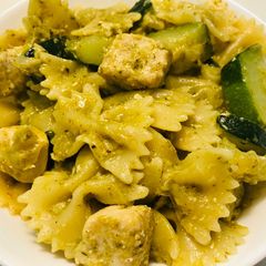 A picture of Zucchini Chicken Pesto Pasta.