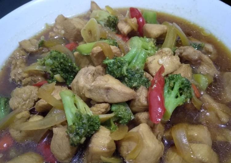 Tumis ayam brokoli