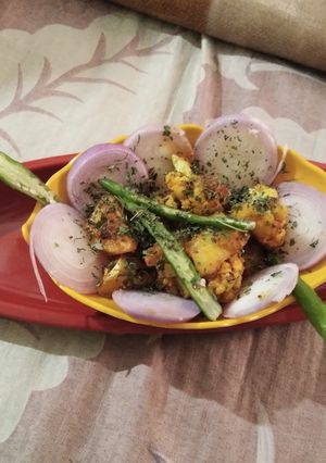 लहशुनिया मसाला गोभी(lehsuniya masala gobhi recipe in hindi) रेसिपी मुख्य फोटो