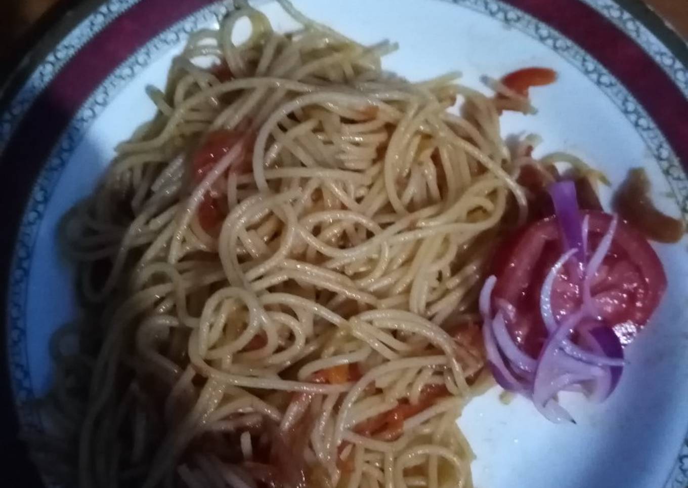 Spaghetti in sauce #endofyearchallenge